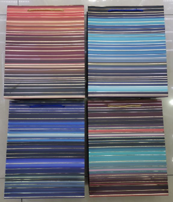 Geschenktasche Streifen 4ass 18x23x8cm