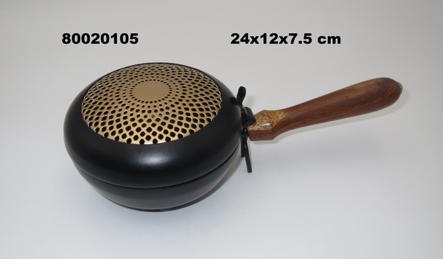 R Räuchergefäss Metall mit Golddekor mit Holzgriff 24x7.5x12cm INDIEN