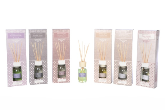Raumduft Diffuser Lavendel, Moschus, Talkum, Vanille, Zitrone-Zimt, Granatapfel 125ml H31cm 6ass