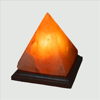 Himalayasalz-Lampe Pyramiden 15x15cm mit Holzsockel+ELEKTRIK+BIRNE 15W